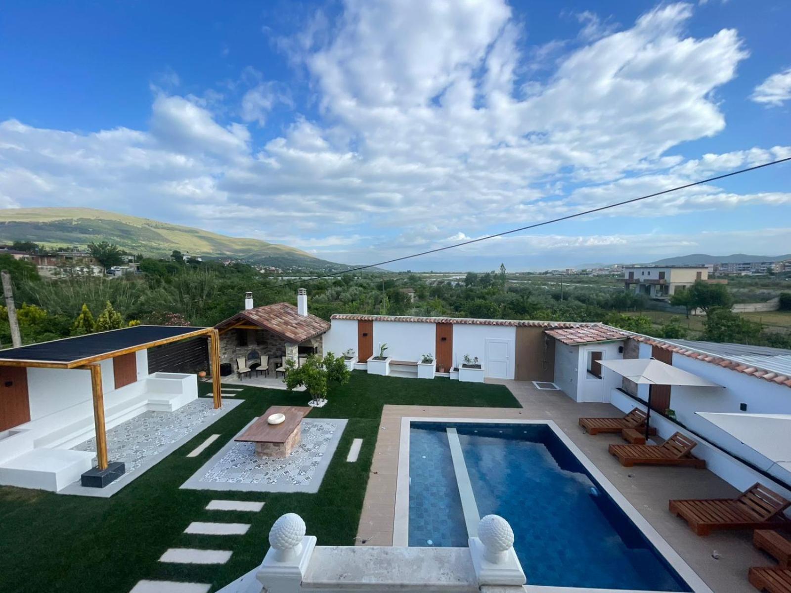 Villa Lejzo - Swimming Pool Berat Exterior photo